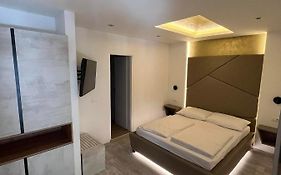 H&H Rooms Rovinj - Adults Only
